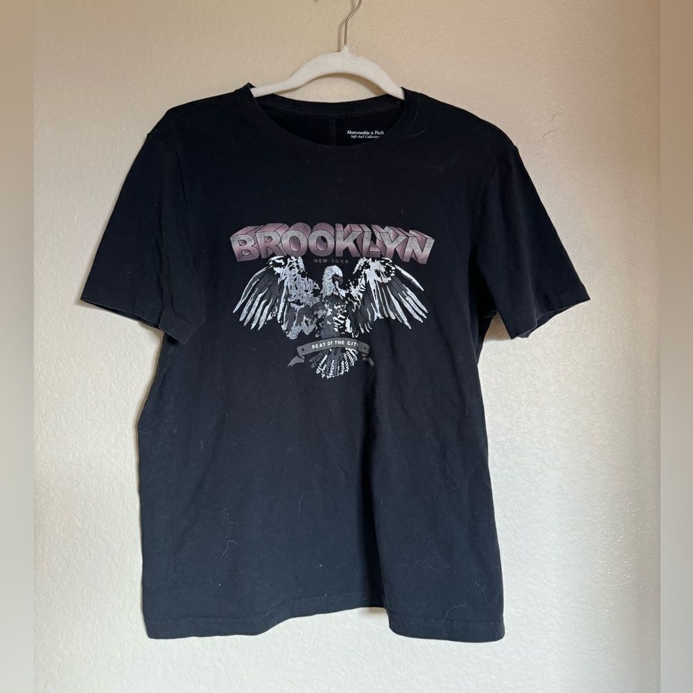 Abercrombie &‎ Fitch “Brooklyn” Graphic Tshirt Soft AF Collection Sz Medium